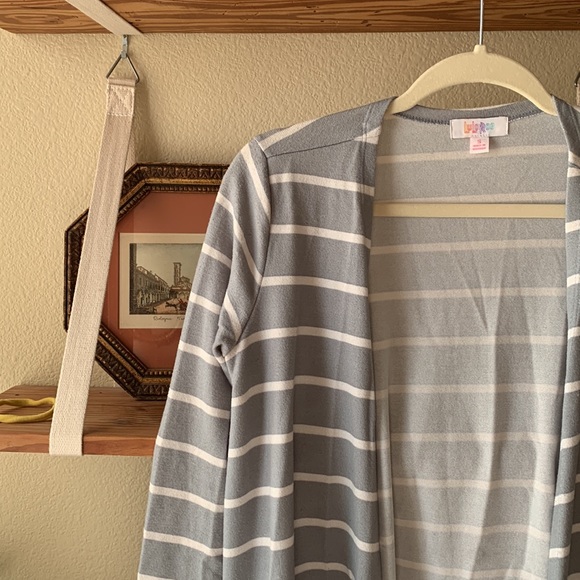 Soft Open Cardigan. Waterfall front. - Picture 2 of 6